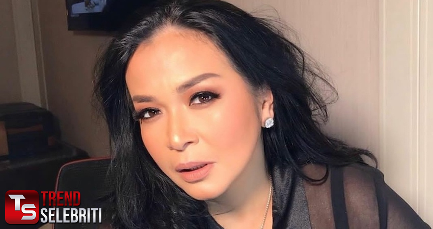 Jennifer Jill Pengakuan Terbuka tentang Kehidupan Seksual