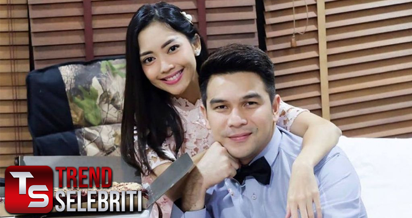 Jonathan Frizzy Akui Pacaran Dengan Ririn Dwi Ariyanti!