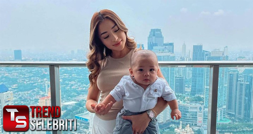 Nikita Willy Melawan Baby Blues Setelah Kelahiran Anak